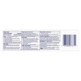 Crest Pro-Health Avanzado Sensible, escena de baño, promueve cuidado bucal constante.