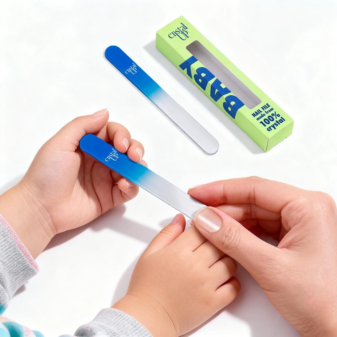 Lima Cristal Up para bebé, uso suave y seguro para uñas delicadas.