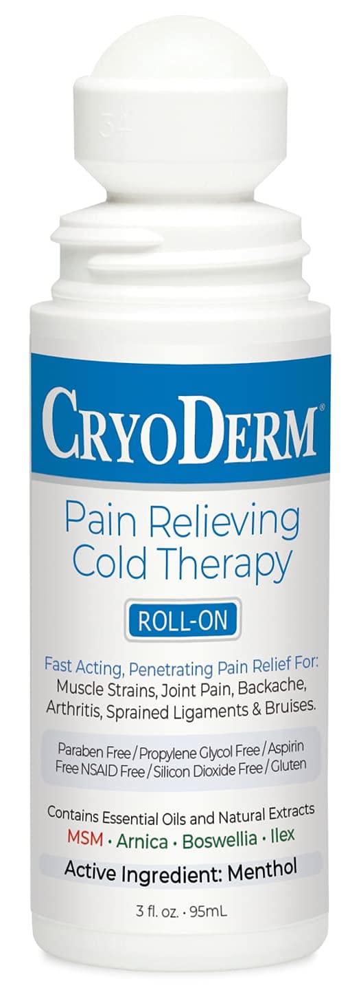 CryoDerm Roll-On Frío en mano para aplicación rápida sin frotar.