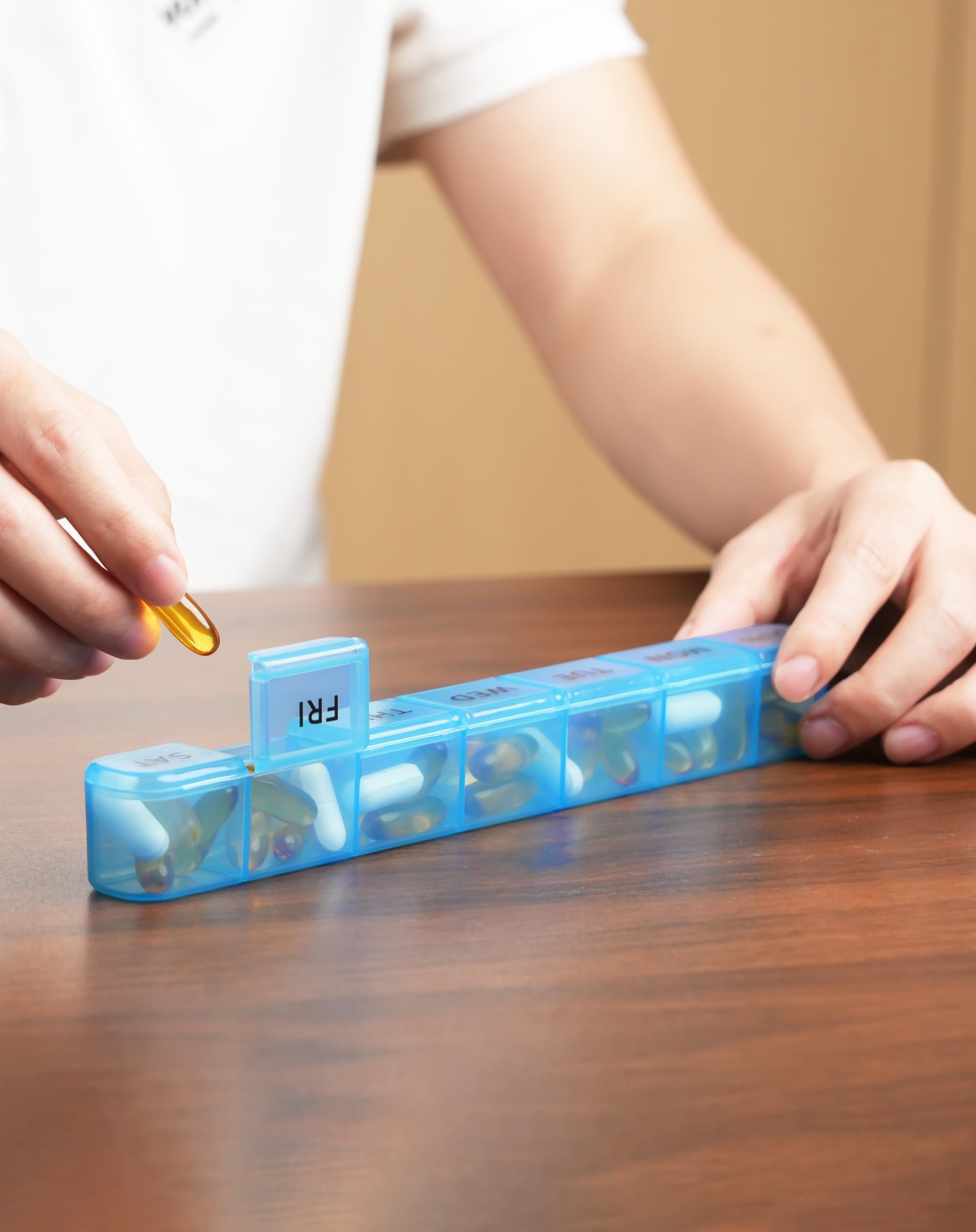 Davilky diseño robusto para medicación diaria y viajes.