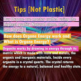 Colgante Day Day Up Orgonite Om para crear ambiente sereno en meditaciones.