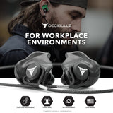 Cordón Decibullz en entornos industriales, diseño resistente y duradero.