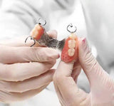 Dientes falsos: kit de reparación rápida para dentaduras parciales o completas.