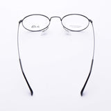 DOCTOR CO EYEWEAR armazón estable, sin deslizamiento durante el uso.