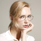 DOCTOR CO EYEWEAR protección diaria con apoyo cómodo en mejillas.