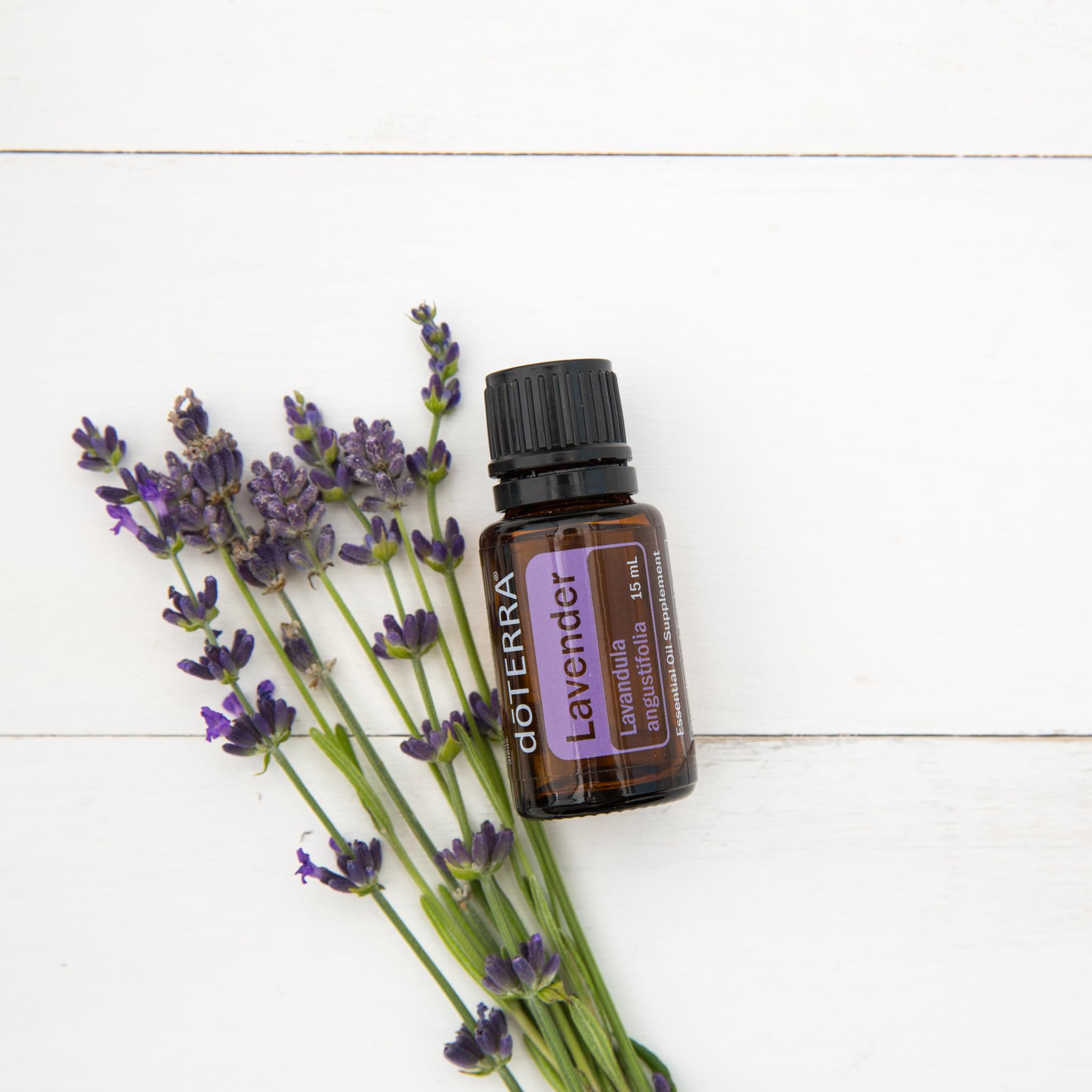 doTERRA Lavender: rutina de cuidado de piel suave con aroma calmante.