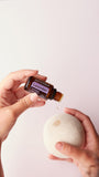 doTERRA Lavender: gotero para facilitar la dosis y la experiencia de relajación.