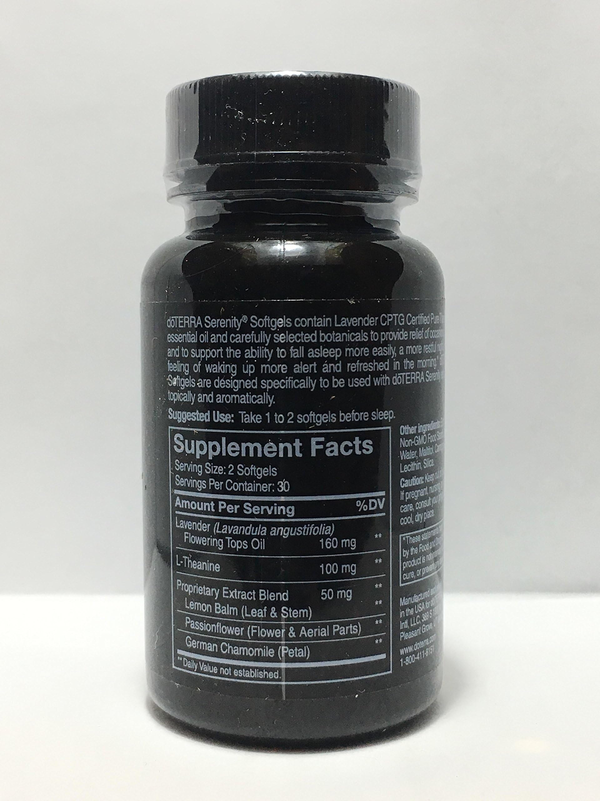 doTERRA Serenity Cápsulas Blandas etiqueta con lavanda para la rutina nocturna