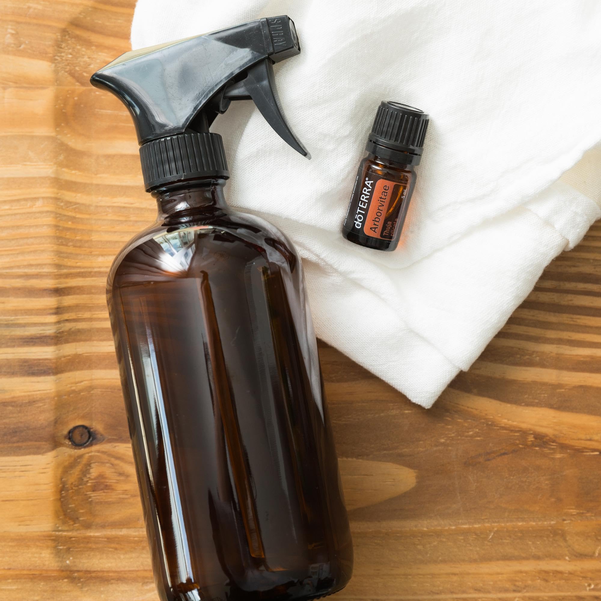 doTERRA Arborvitae, uso meditativo para promover calma durante la práctica.