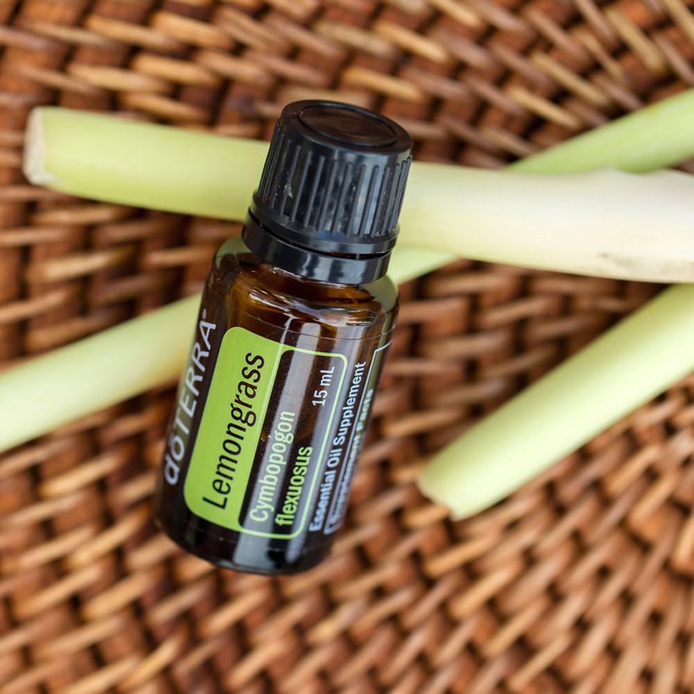 doTERRA citronela aceite esencial, difusor en acción, ambiente fresco y estimulante.