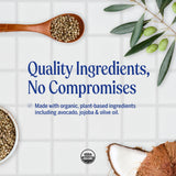 Dr. Bronner's Magic Balm uso diario para piel sensible en manos y rostro.