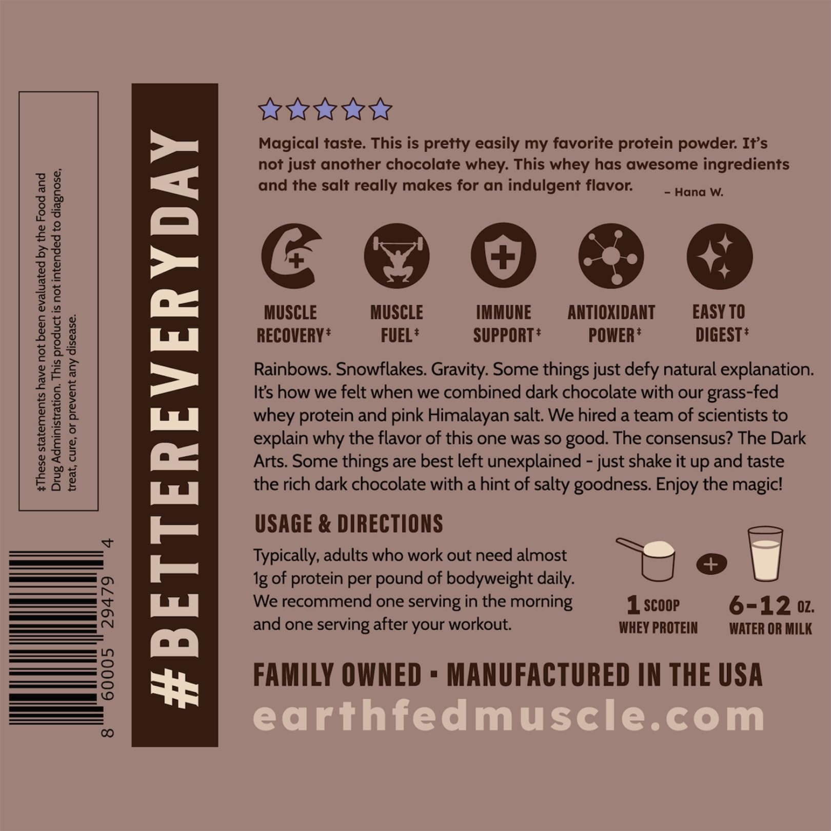 Detalle del polvo de Earth Fed Muscle Dark Arts Whey, proteína de alta pureza.