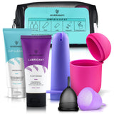 EcoBlossom conjunto copa menstrual en primer plano, comodidad durante el periodo para uso diario.