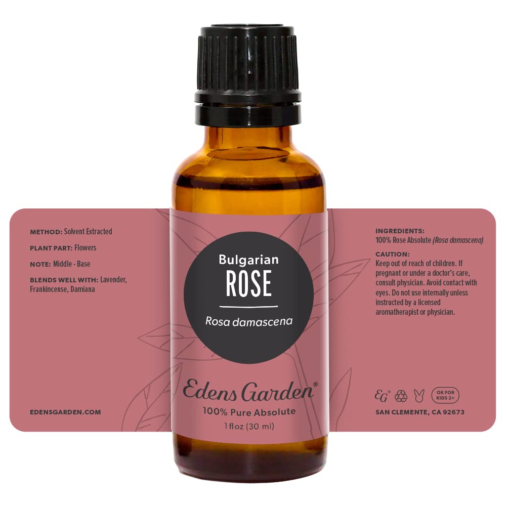 Ritual de relajación con aroma floral durante la meditación.
