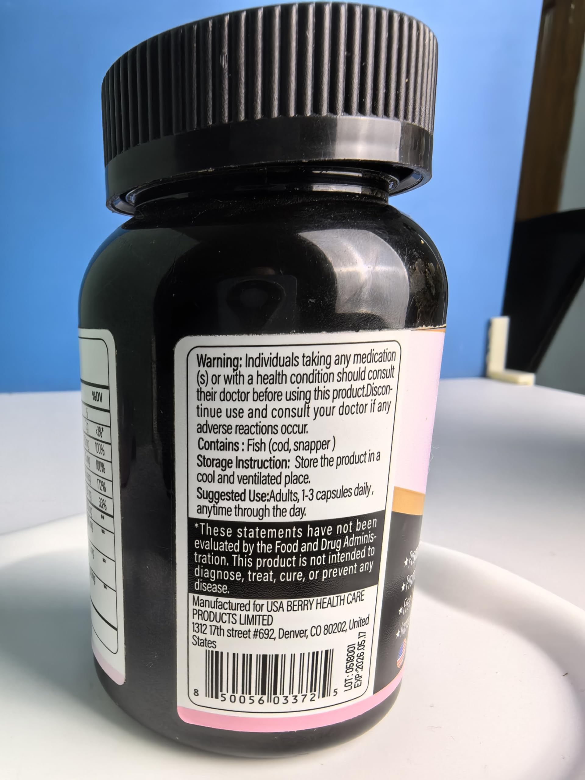 EGUOO multivitamin caja cápsulas: presentación práctica para comenzar el día con vitalidad.
