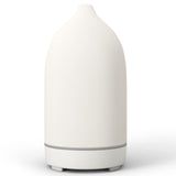 ENILYM difusor cerámico, primer plano, artesanía elegante para crear ambientes relajantes.