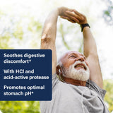Vierta la dosis de Enzyme Science Betaine HCl con Pepsina para digestión suave