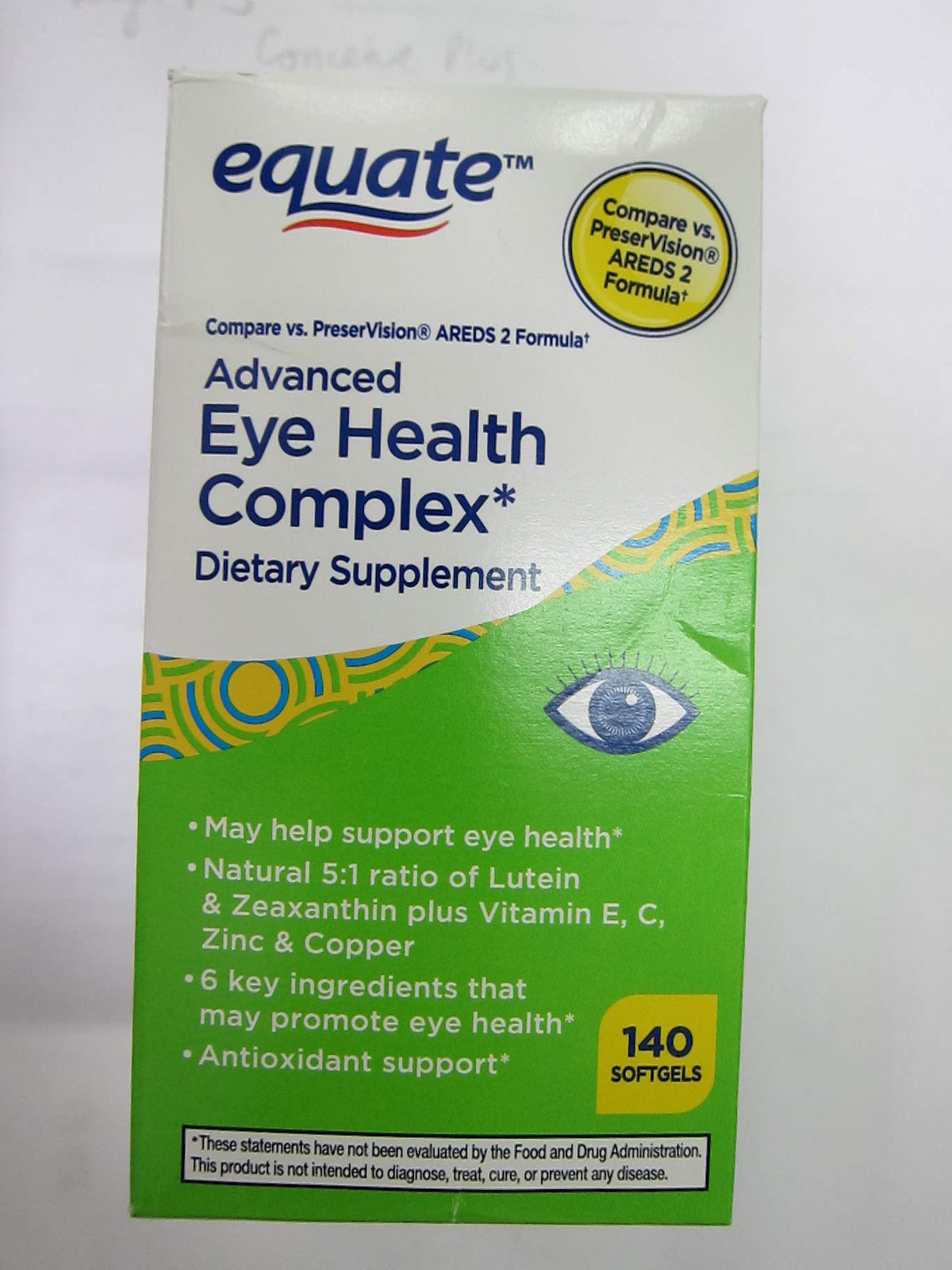 Equate Complejo Avanzado Salud Ocular: botella que resalta el soporte antioxidante para la visión.