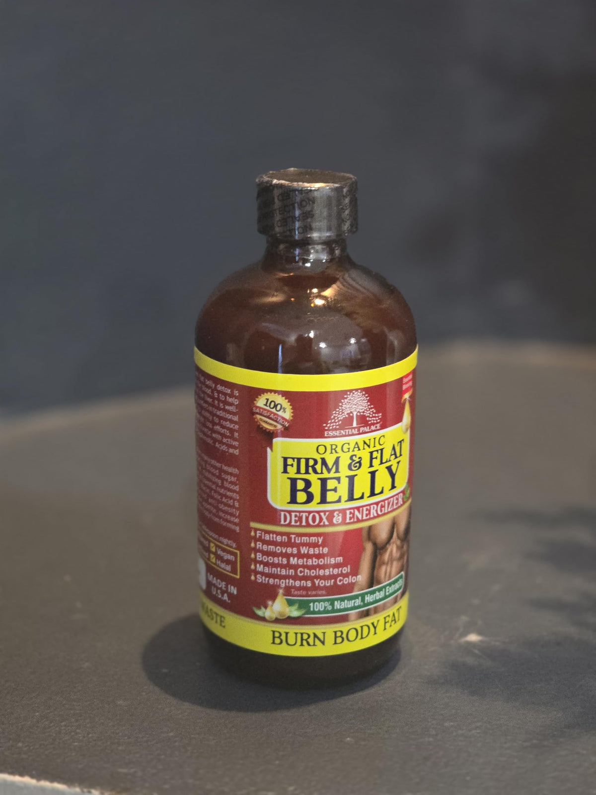 Essential Palace detox energizer: botella lista para mezclar con agua diaria.
