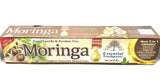 Essential Palace Moringa orgánica pasta dental, empaque visible para limpieza diaria natural.