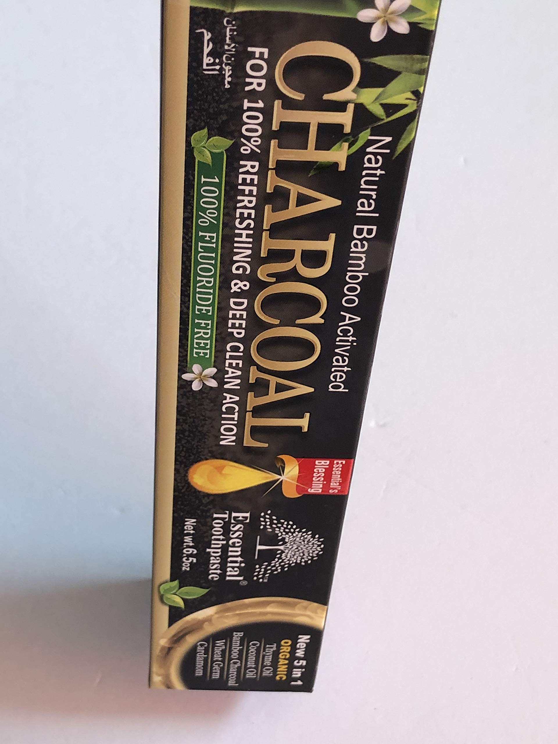Pasta dental Essential Palace en tubo cremoso para uso diario.