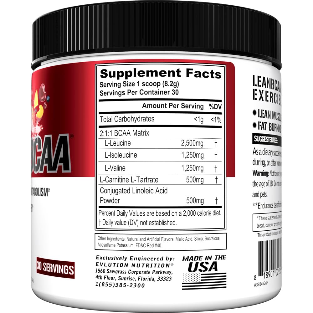 Evlution Lean BCAA: vaso mezclando para hidratarse y recuperar tras entrenar.