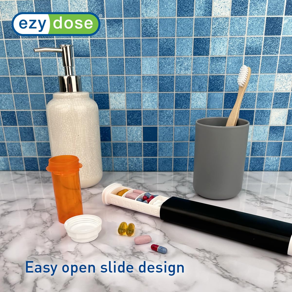 EZY DOSE compacto para viajar cabe en bolsos y maletas.