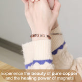 Anillo Feraco de cobre con corazón, complemento elegante para tu look.