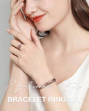 Pulsera Feraco ajustable de cobre con apertura para un ajuste cómodo.
