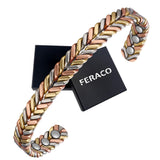 Feraco pulsera cobre con imanes de neodimio, enfoque en imanes para un look moderno y elegante.