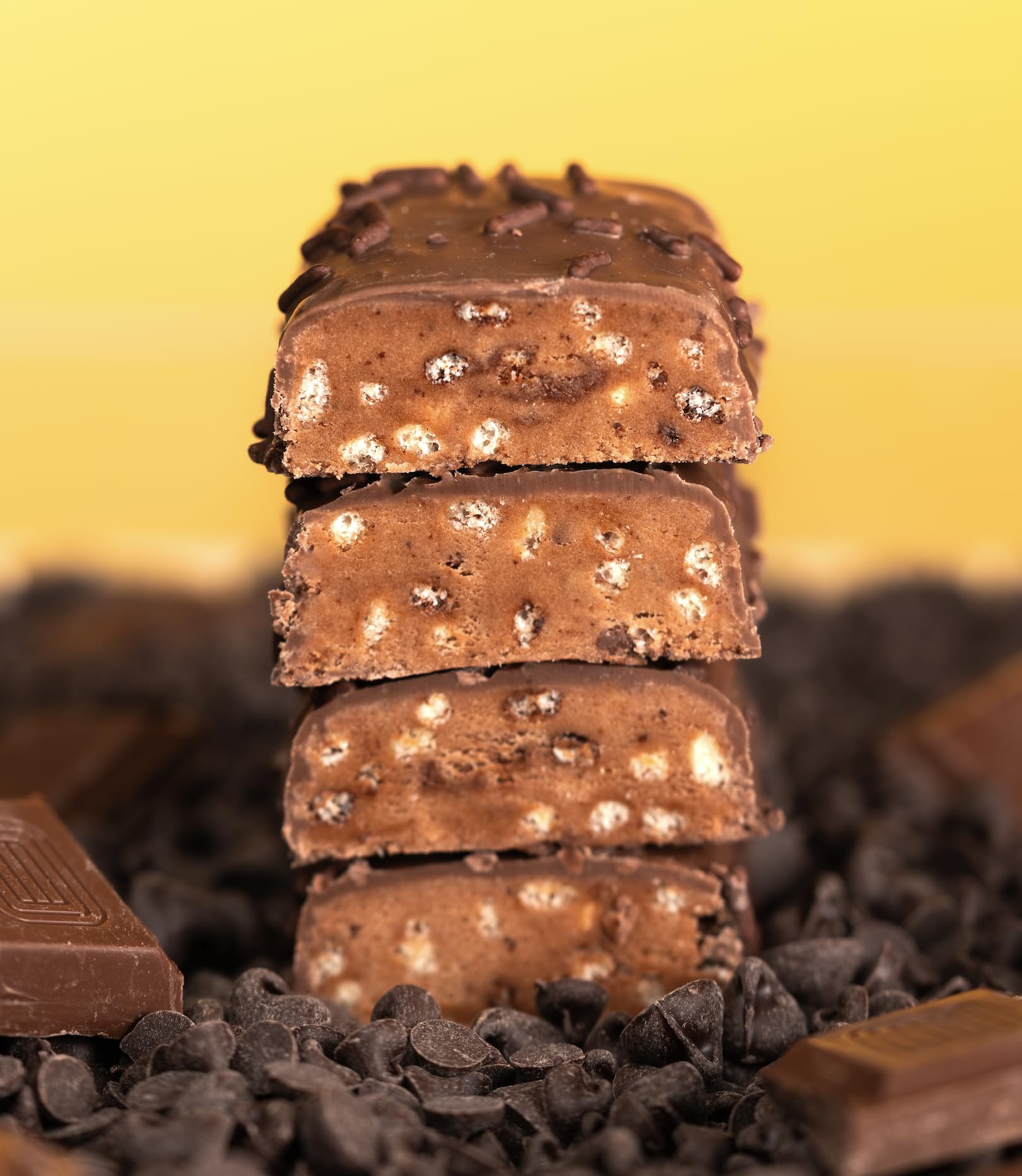 ANABAR Barra recubierta de chocolate, textura caramelada.