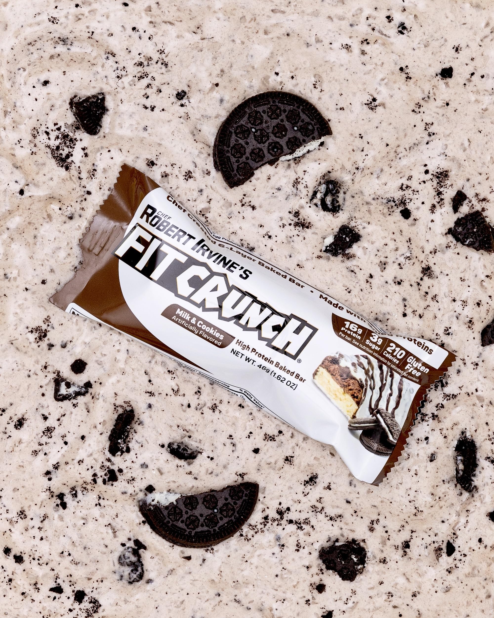 Fit Crunch barra proteica pack leche y galletas, snack rápido y nutritivo.