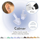 Calmer Mini en uso diario, cómodo y casi invisible en la oreja.