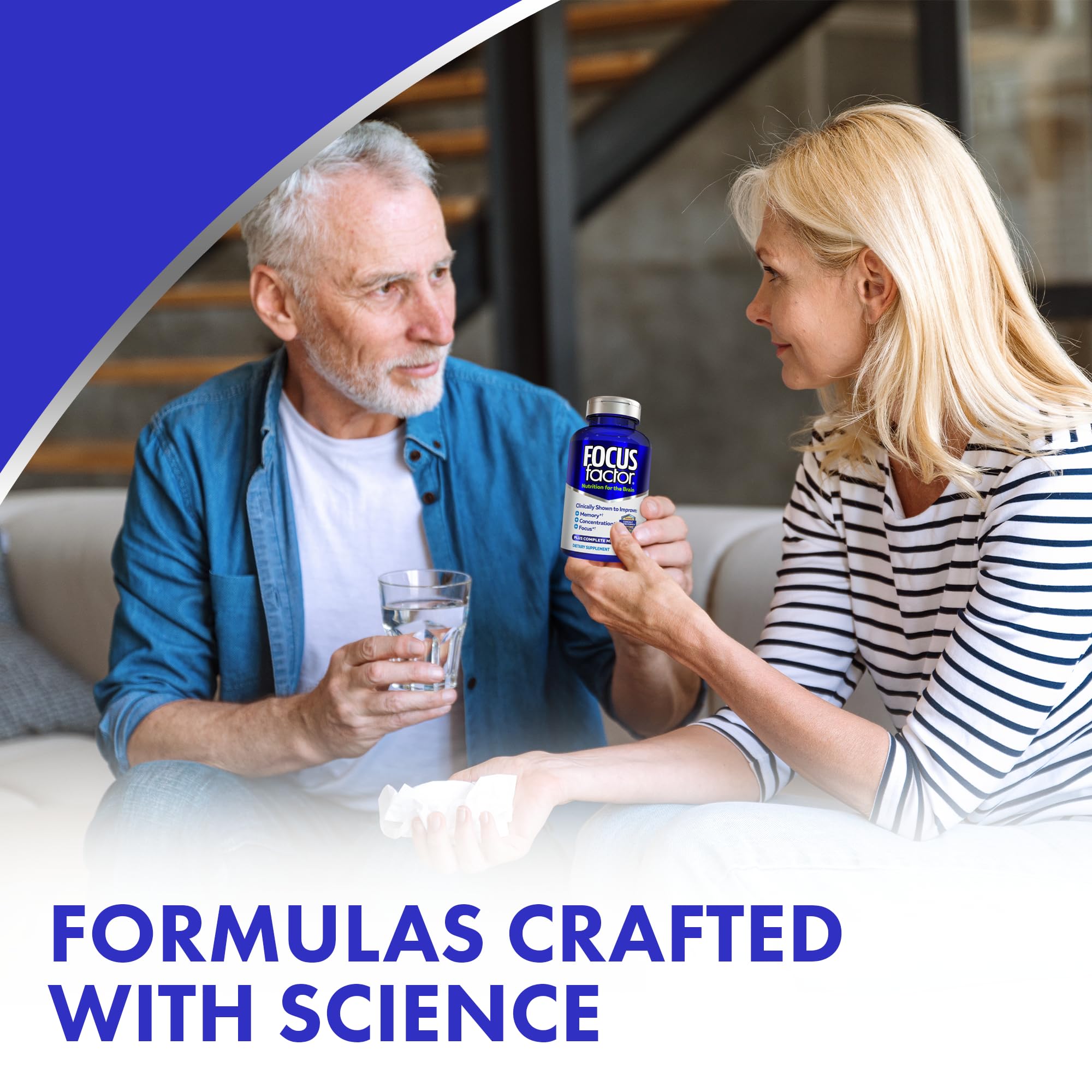 Frasco Focus Factor con vitaminas y minerales para apoyo diario de la salud cerebral.