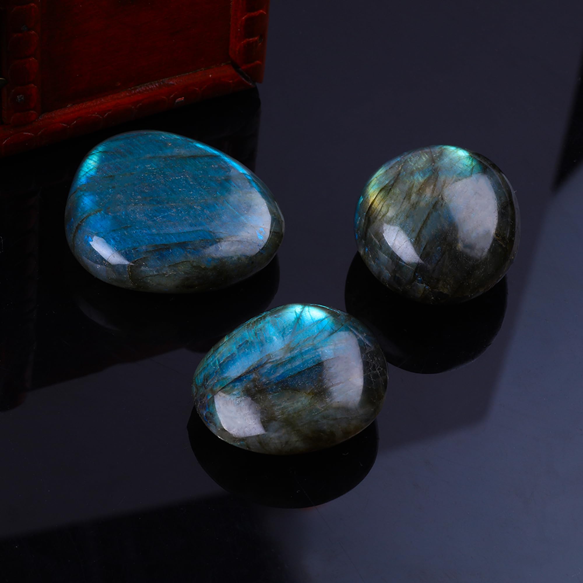 FORBY Labradorita, piedra palma para meditación y equilibrio durante el yoga.