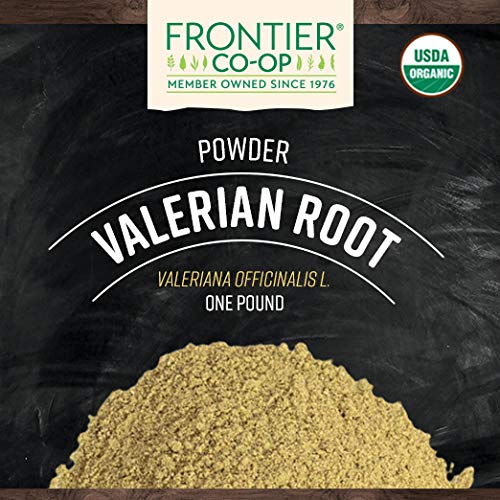 Frontier Co-op polvo de valeriana en taza de té, perfecto para una infusión relajante.