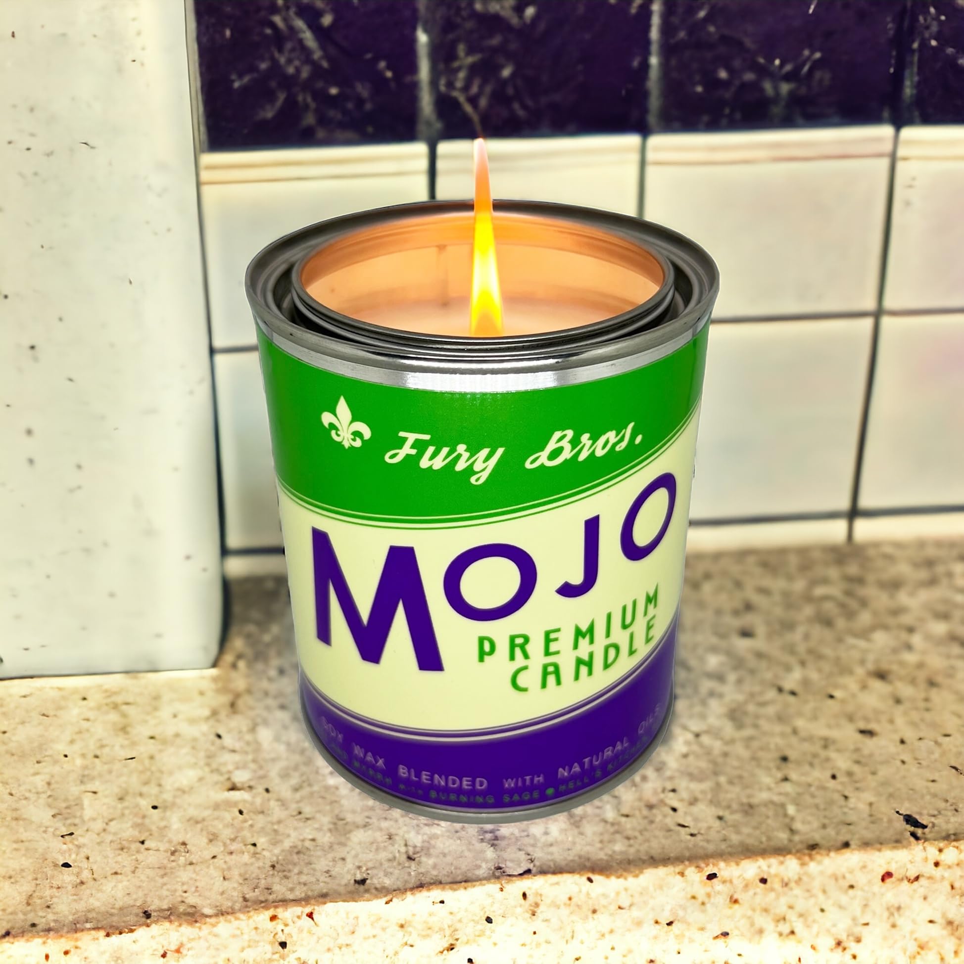 Vela Fury Bros libre de toxinas y parabenos, uso seguro en interiores.