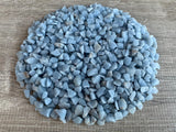 GAF TREASURES Angelite chips sin perforar para rellenos decorativos y macetas.