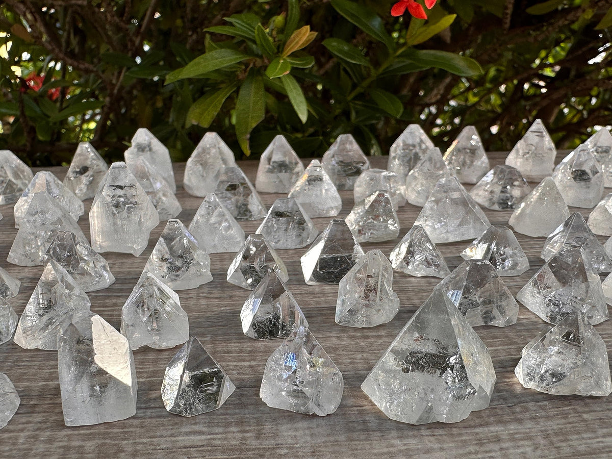 GAF TREASURES Apofilita punta clara ideal para joyería y decoración interior