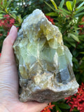 GAF TREASURES Calcita Verde, piedra cruda para prácticas espirituales.