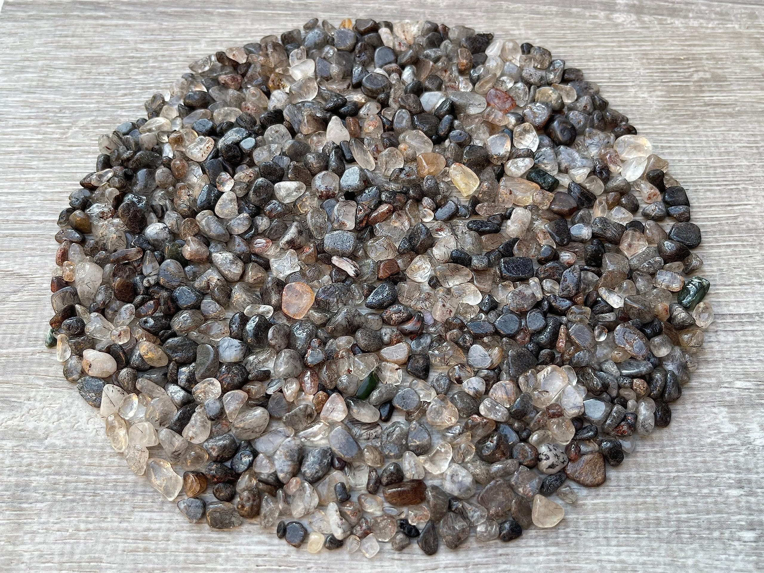 GAF TREASURES cristales mini cuarzo negro rutilado, perfectos para mosaicos y acentos decorativos