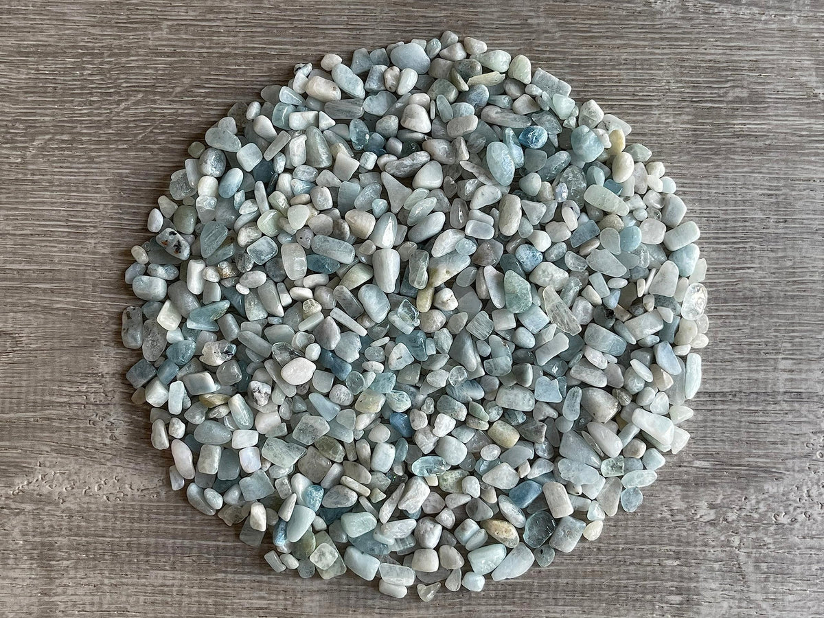 GAF TREASURES Aquamarina natural pedacitas, ideales para decoración suave y jardinería.
