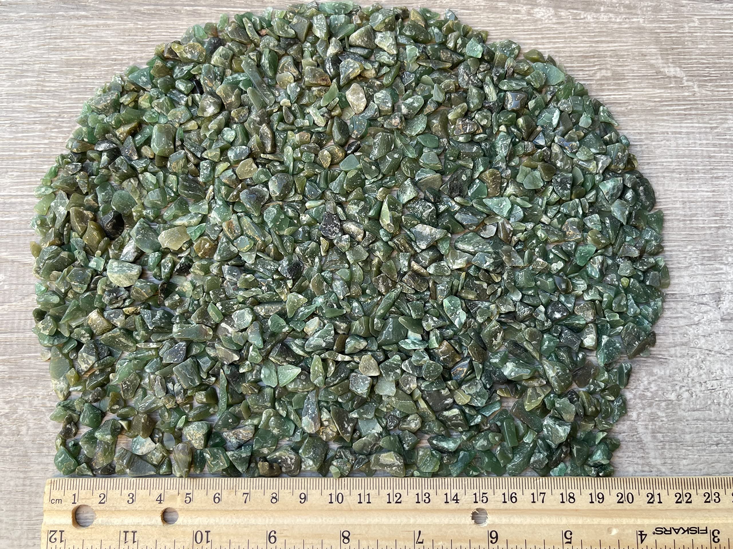 GAF TREASURES pedacitos aventurina verde irregulares para incrustaciones y artesanías