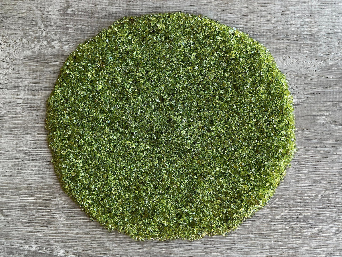 Peridoto GAF TREASURES, pedacitos naturales 2–3 mm, para decoración y joyería artesanal.