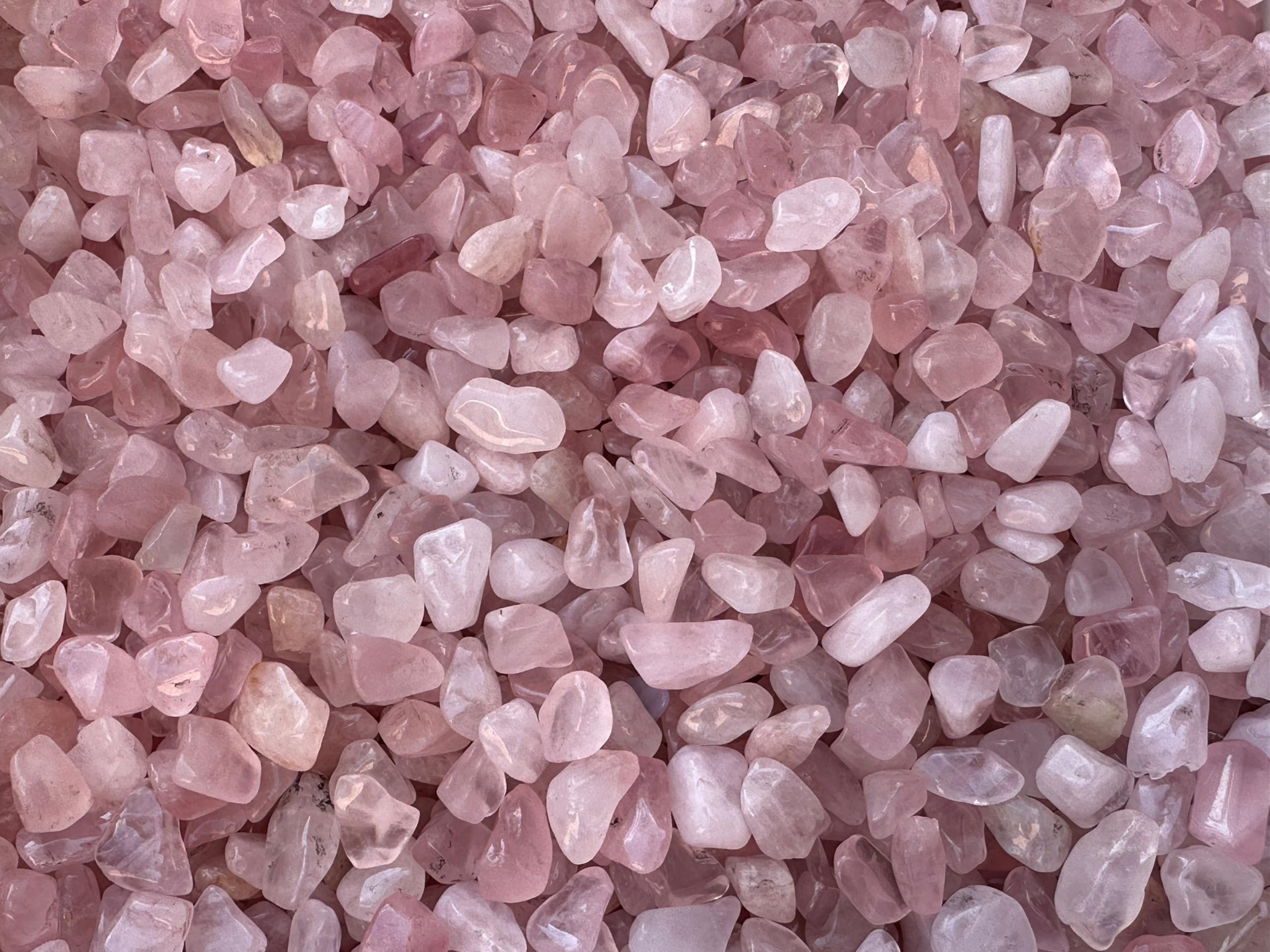GAF TREASURES: chips de cuarzo rosa 1/4 lb, opción conveniente para proyectos.