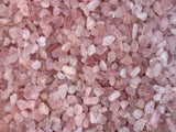GAF TREASURES: chips de cuarzo rosa para arte y manualidades, acabado versátil.