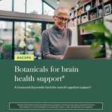 Detalle del frasco de Gaia Herbs Bacopa en vidrio