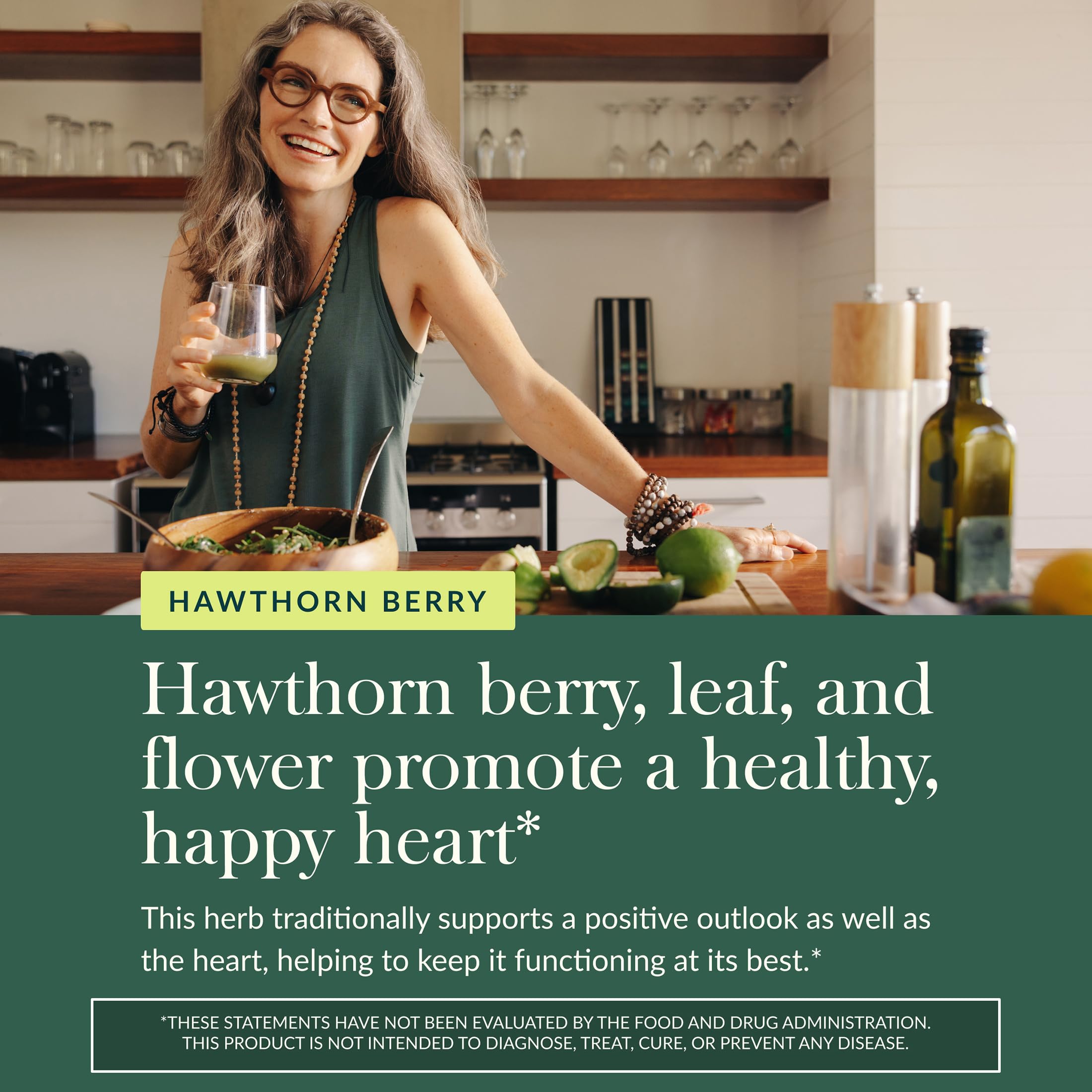 Gaia Herbs Hawthorn Supreme, cosecha de mayo, recogida manual para mayor actividad fitoquímica.