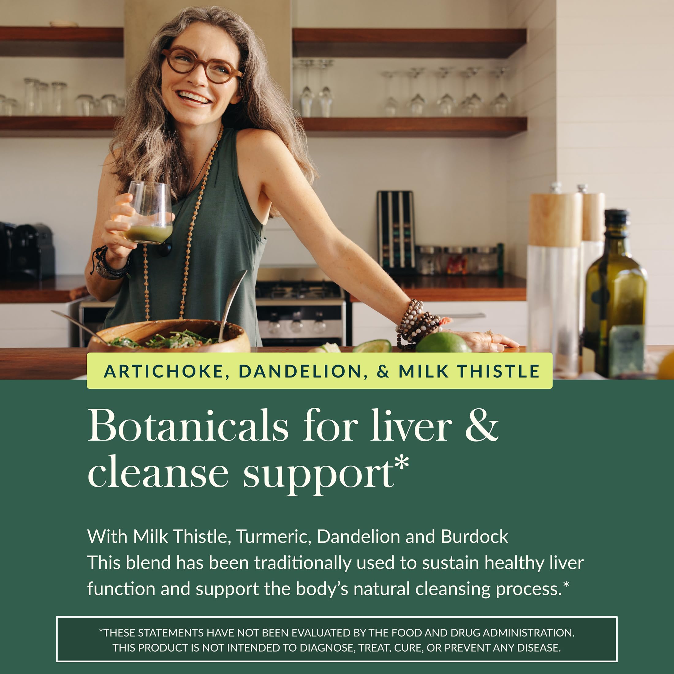 Gaia Herbs Liver Cleanse: diente de león e hierbas en close-up
