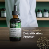 Ingredientes clave de Gaia Herbs PRO Desintoxicación destacados en la etiqueta.